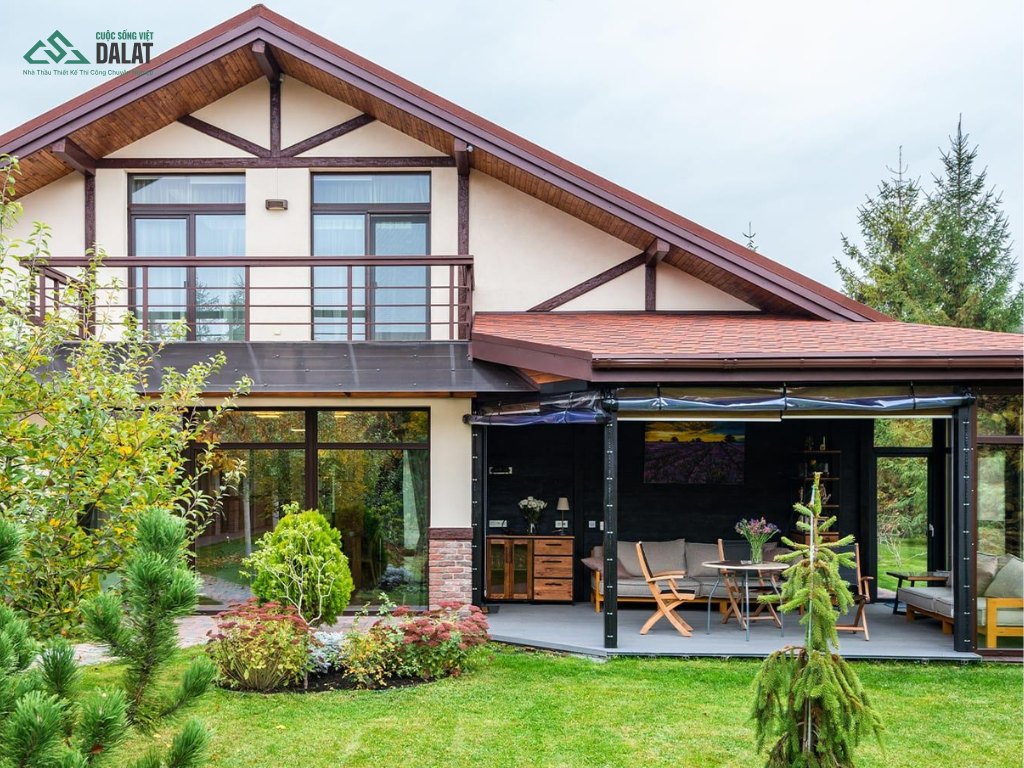 Mẫu nhà vườn đẹp mùa hè tràn ngập không gian xanh mát