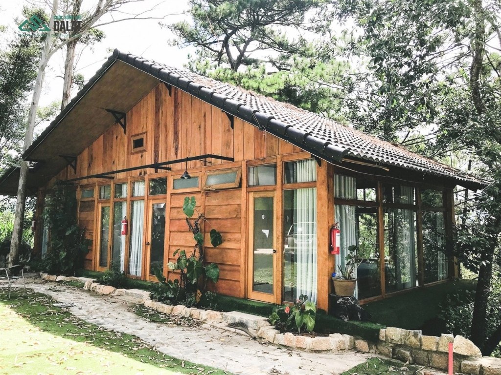 Các yếu tố hàng đầu ảnh hưởng đến chi phí làm nhà gỗ homestay