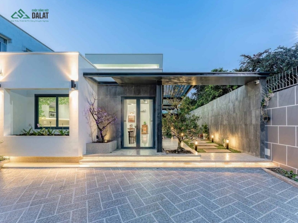 Nhà vườn mái bằng đẹp giữa thành phố